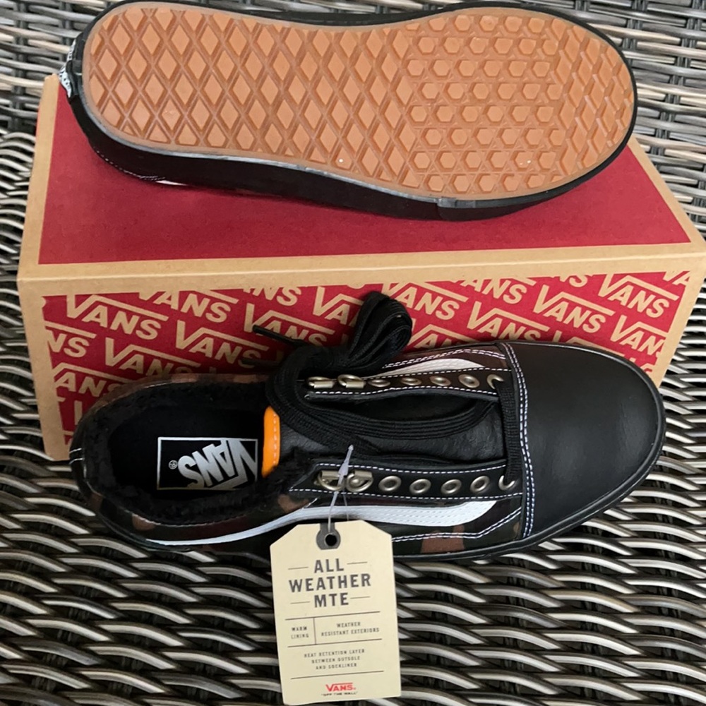 Vans WMNS Old Skool Mte Black/Camo Sneakers - Picture 4 of 16